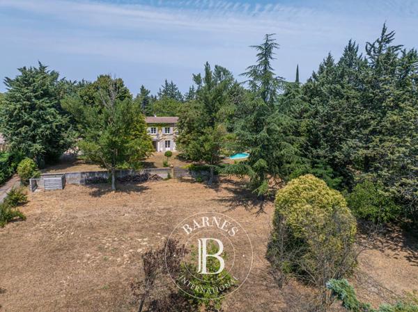 Aix-en-Provence, Maison 6 Chambres -  260 m² à vendre