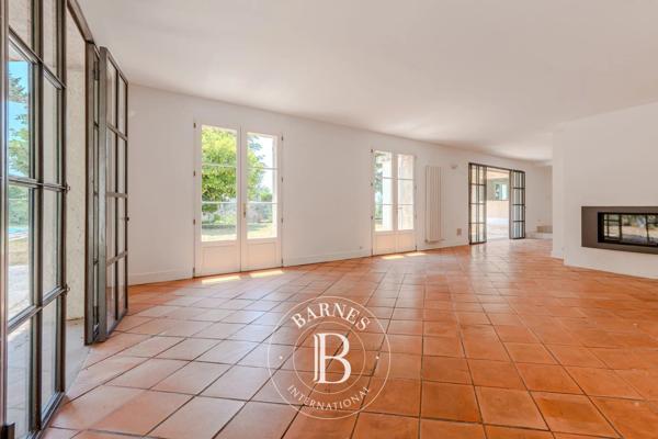 Aix-en-Provence, Maison 6 Chambres -  260 m² à vendre