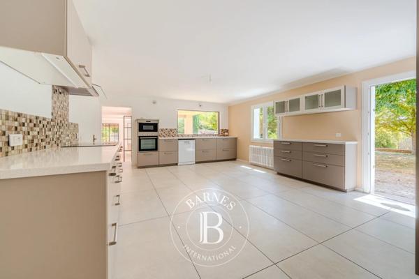 Aix-en-Provence, Maison 6 Chambres -  260 m² à vendre