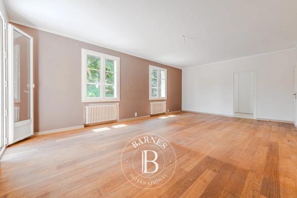 Aix-en-Provence, Maison 6 Chambres -  260 m² à vendre