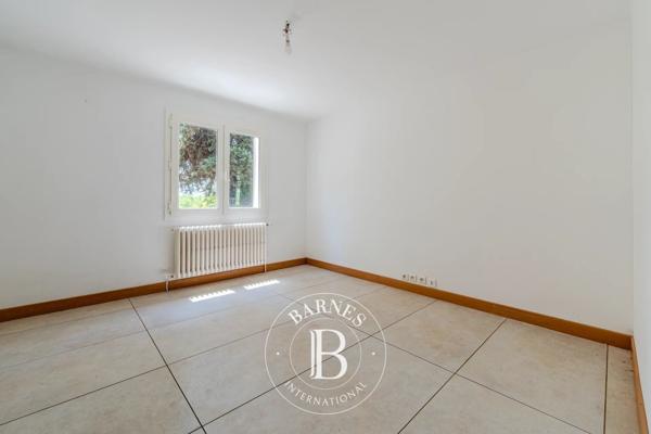 Aix-en-Provence, Maison 6 Chambres -  260 m² à vendre