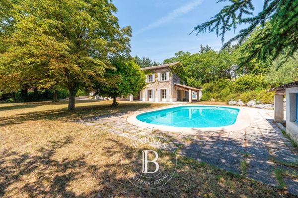 Aix-en-Provence, Maison 6 Chambres -  260 m² à vendre