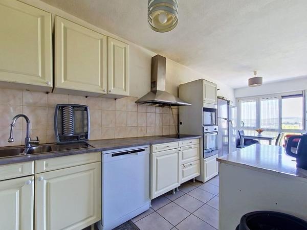Appartement à vendre 133 000 € Les Mureaux 4 p 78,2 m² DPE F