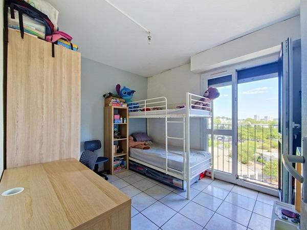 Appartement à vendre 133 000 € Les Mureaux 4 p 78,2 m² DPE F