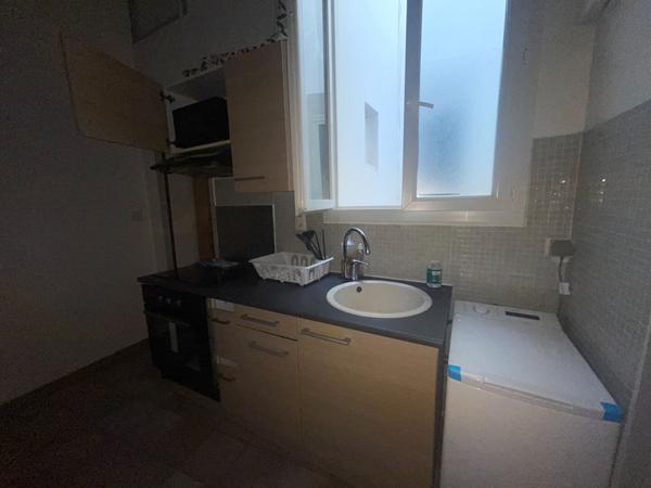 A LOUER - AIX EN PROVENCE - 1/2 PIECES COURS SEXTIUS