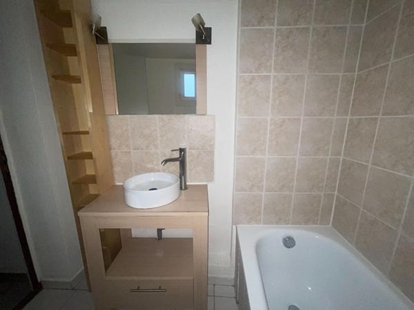 A LOUER - AIX EN PROVENCE - 1/2 PIECES COURS SEXTIUS