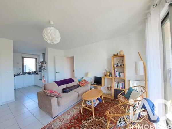 Appartement à vendre 3 pièces 67,89 m² Saint-Cyr-sur-Loire