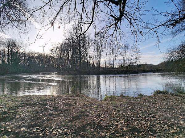 A vendre à Ussac proche Brive la Gaillarde - Local de 260 m² à usages multiples ? Réception, restauration ou habitation