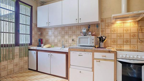 Maison à vendre à Barbaste de 125 m² - 5 chambres, garage et terrain de 1094 m²