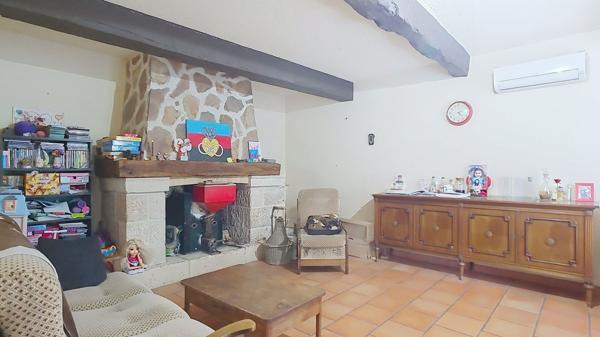 Maison à vendre à Barbaste de 125 m² - 5 chambres, garage et terrain de 1094 m²