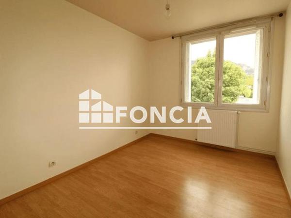 Location Appartement 4 pièces 66.77 m² - 18 RUE DE LA BASTILLE Fontaine 38600