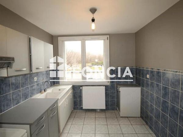 Location Appartement 4 pièces 66.77 m² - 18 RUE DE LA BASTILLE Fontaine 38600