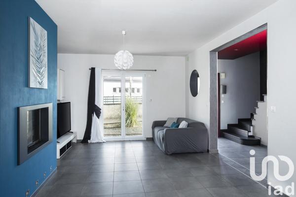 Maison 9 pièces de 195 m² à Cattenom (57570)