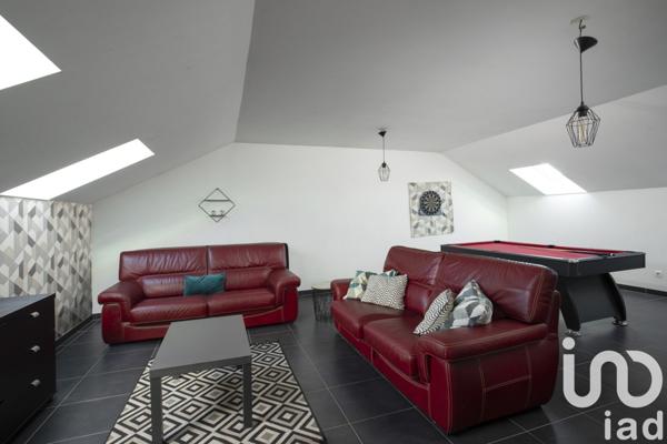 Maison 9 pièces de 195 m² à Cattenom (57570)