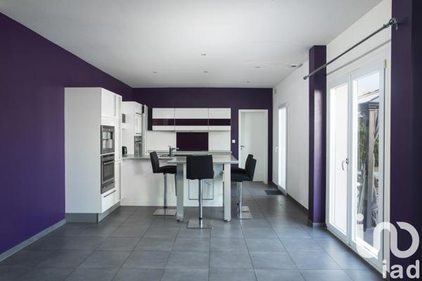 Maison 9 pièces de 195 m² à Cattenom (57570)