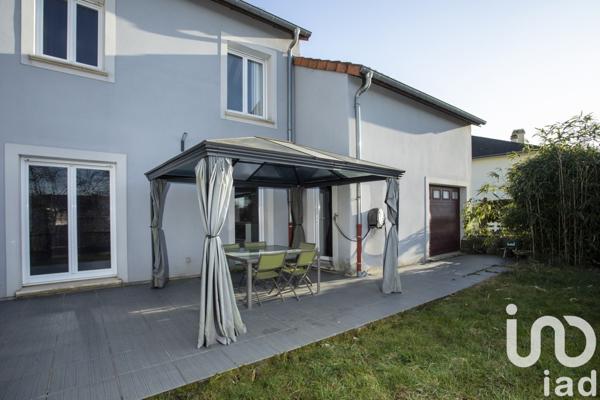 Maison 9 pièces de 195 m² à Cattenom (57570)