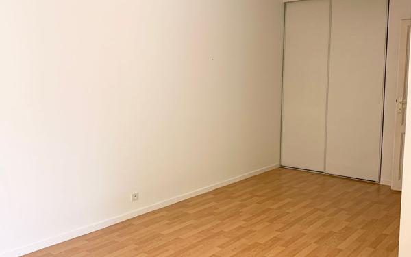 Appartement à vendre    3 pièces • 71 m2 La Varenne - Saint-Maur-des-Fossés
