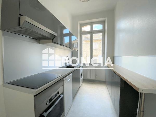 Location Appartement 2 pièces 47.08 m² - 7 RUE DE LA POTERNE Chinon 37500