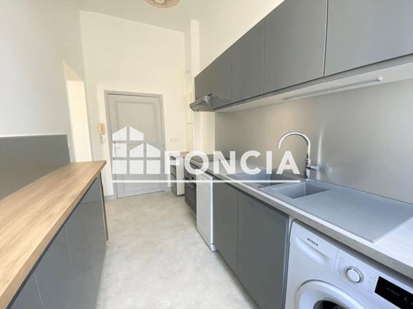 Location Appartement 2 pièces 47.08 m² - 7 RUE DE LA POTERNE Chinon 37500