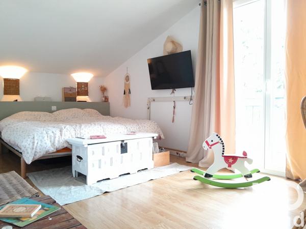 Maison à vendre 8 pièces 232 m² Saint-Aigulin