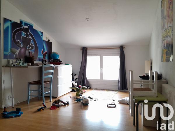 Maison à vendre 8 pièces 232 m² Saint-Aigulin