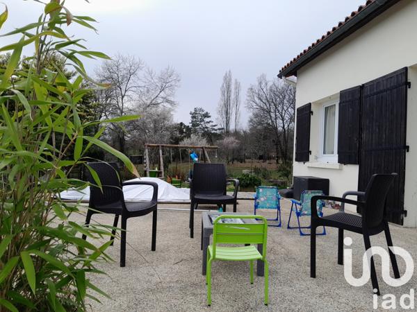 Maison à vendre 8 pièces 232 m² Saint-Aigulin