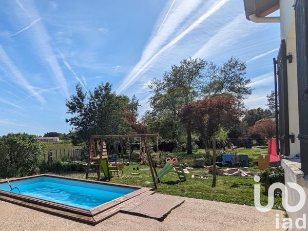 Maison à vendre 8 pièces 232 m² Saint-Aigulin