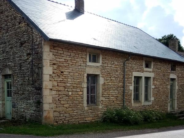 MAISON – 3 PIÈCES – 92 M²