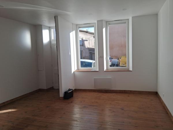 Maison de village , rénovée avec goût