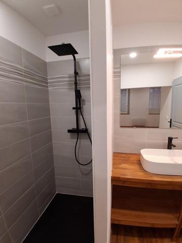 Maison de village , rénovée avec goût