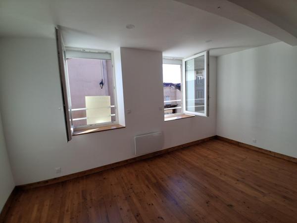 Maison de village , rénovée avec goût