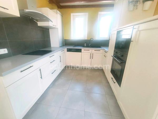 SAINT MAUR- Maison familiale avec jardin clos, vie de plain-pied possible aucun travaux