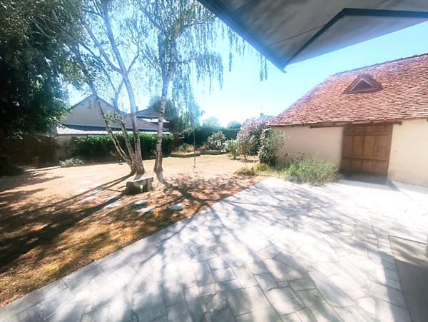 SAINT MAUR- Maison familiale avec jardin clos, vie de plain-pied possible aucun travaux