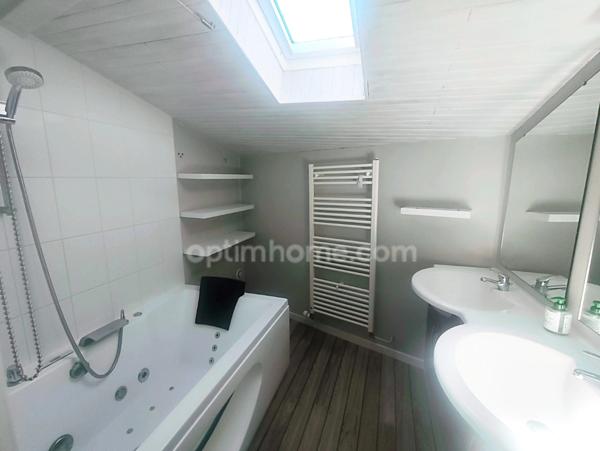 SAINT MAUR- Maison familiale avec jardin clos, vie de plain-pied possible aucun travaux