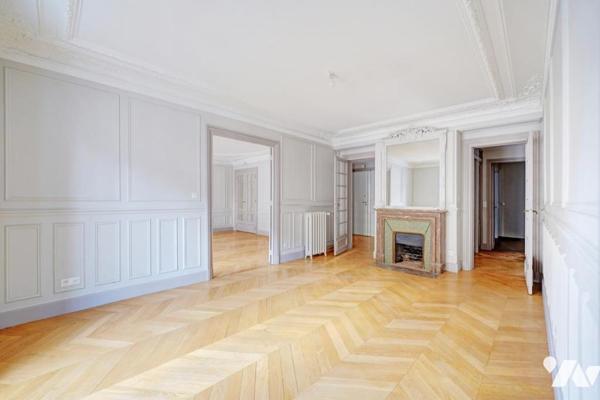 Appartement 6  pièces haussmannien