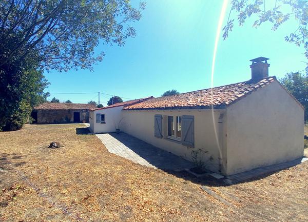 Maison de type longère - environnement naturel- Le Loroux Bottereau 5 pièce(s) 105 m²