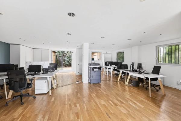 Maison Suresnes - PARC DU CHATEAU - REPUBLIQUE