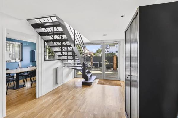 Maison Suresnes - PARC DU CHATEAU - REPUBLIQUE