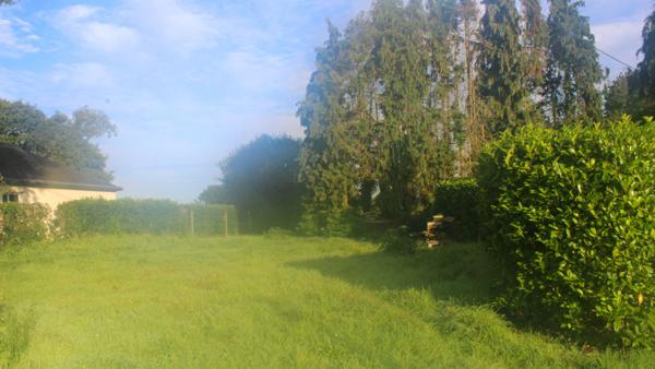 Terrain constructible Loyat 1180 m2