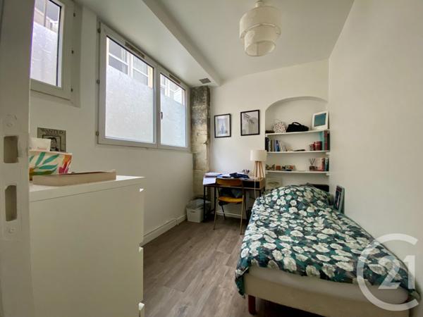 Appartement à vendre  6 pièces - 88 m2 PARIS - 75011