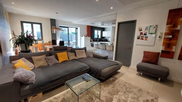 Vente / Appartement T4