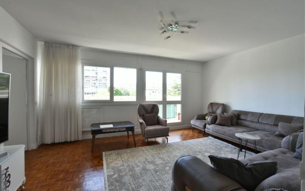 Appartement à vendre    4 pièces • 85,90 m2 Pierre-Bénite