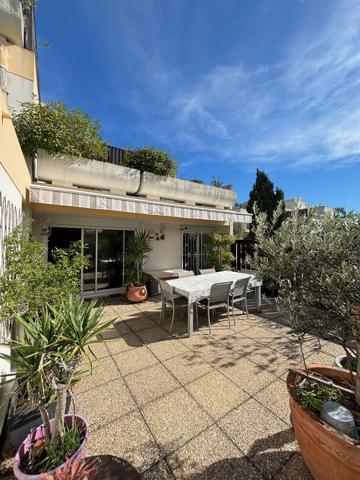 Grand appartement lumineux de 101,27 m2.