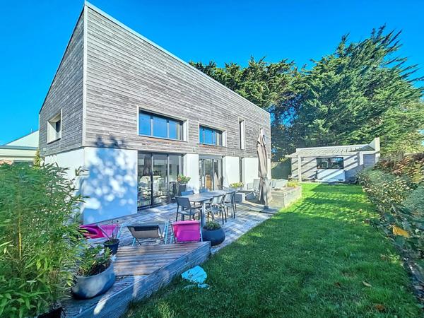 Maison COUP DE COEUR avec trois chambres dont une suite parentale