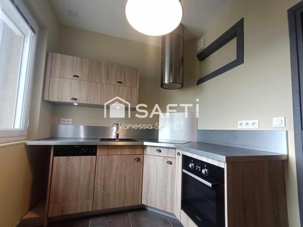 Spacieux appartement rénové avec goût au cœur de Saint-Lô (50000)