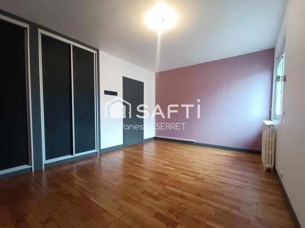Spacieux appartement rénové avec goût au cœur de Saint-Lô (50000)