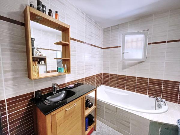 Coup de coeur en Ardèche : Villa de charme avec piscine et jardin d'exception à Baix