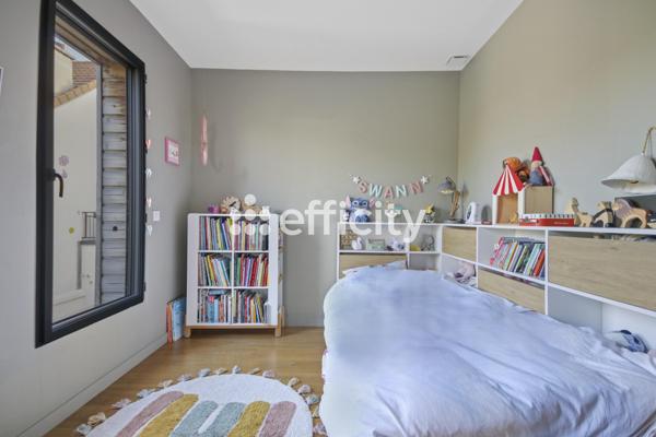 Maison
         6 pièces
        - 202 m² Bien prestige 1 130 000 € *