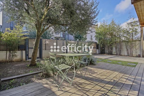 Maison
         6 pièces
        - 202 m² Bien prestige 1 130 000 € *