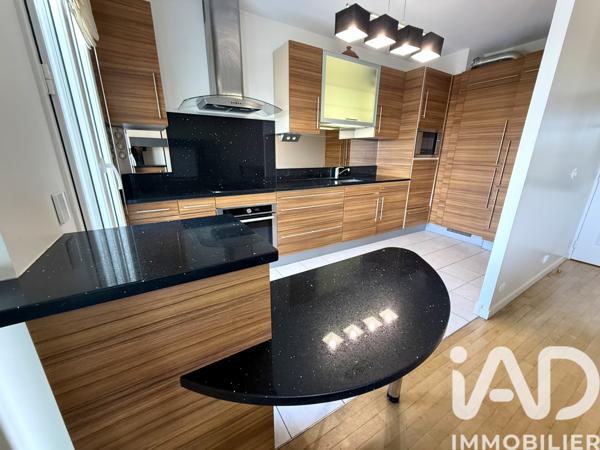 Location appartement 4 pièces 97 m² Montigny-le-Bretonneux